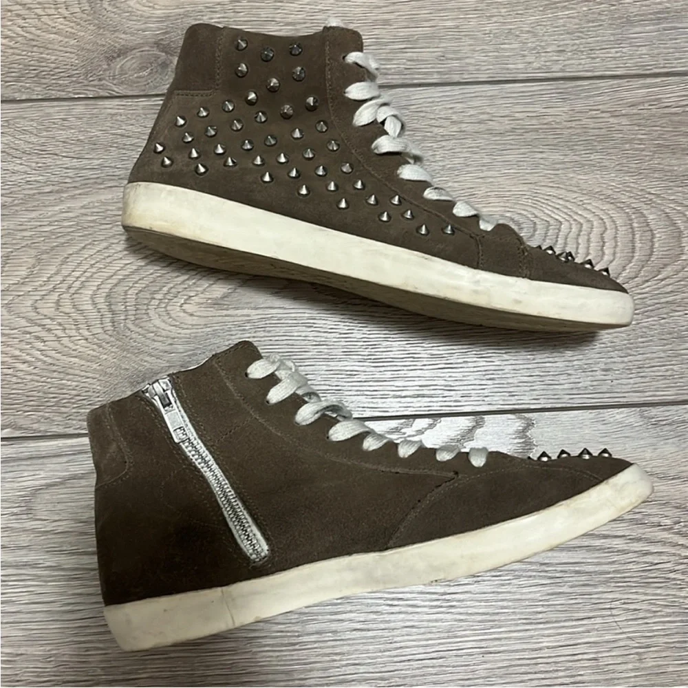 Steve Madden Suede Studded High Top Sneakers Size 7.5 - Picture 4 of 6